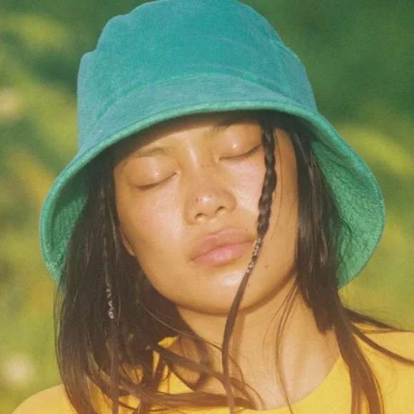 Lack of Color - Wave Bucket Hat in Green Terry - Picture 5 of 7